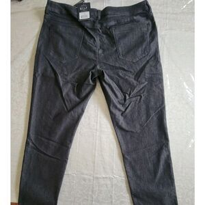 NWT BYLT Everyday Pant 2.0 Stretch Premium Tech Denim Men’s Size 40